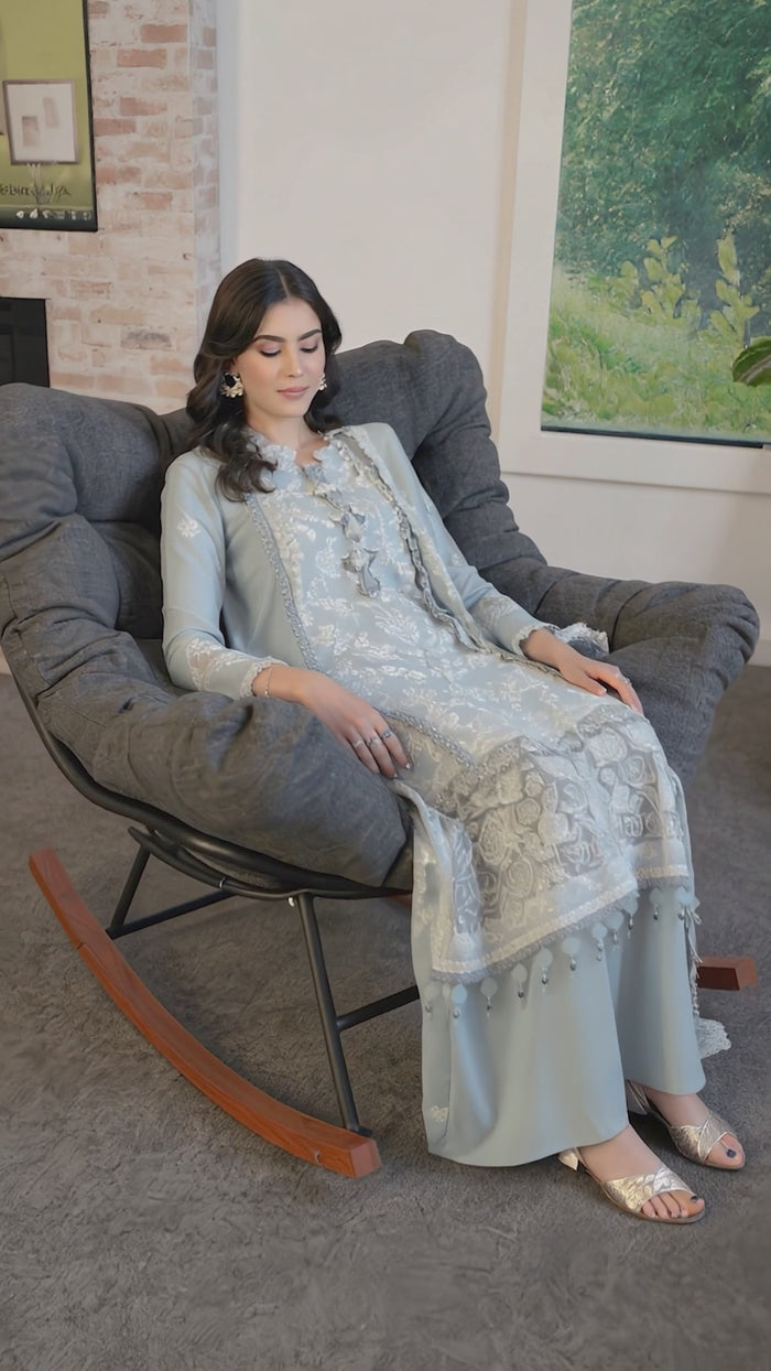 Nest Rocker – Modern Rocking Chair in Pakistan | Zabbi Home